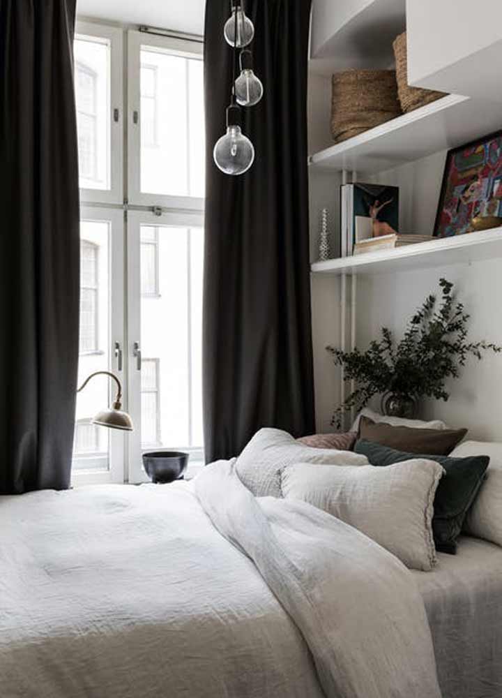 Small bedroom layout - optimal use of walls