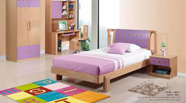 Room floor - decorate the bedroom with simple items