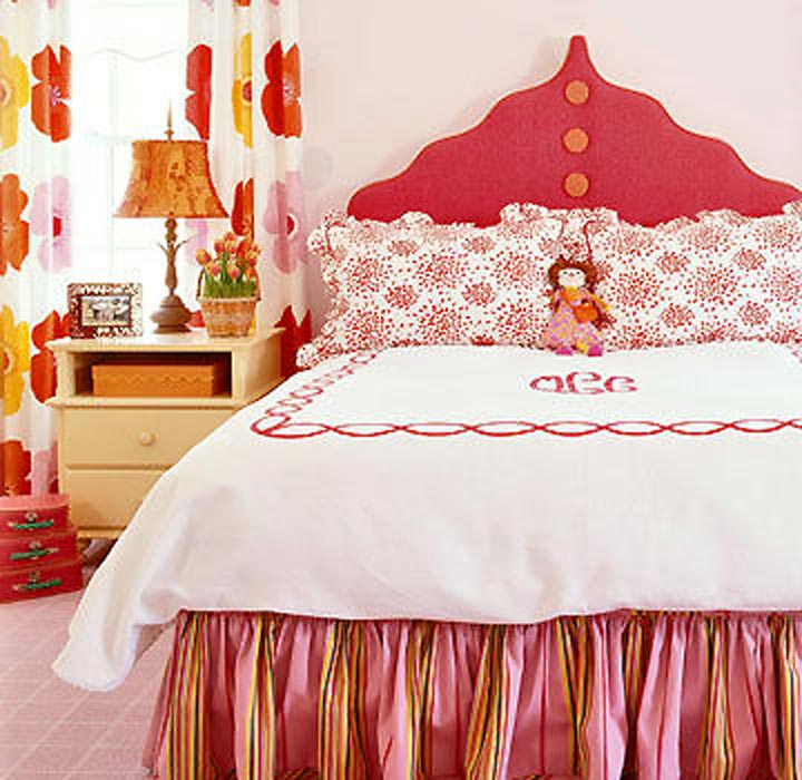 Girl bedroom decoration with a special style 