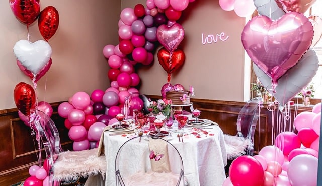 Use balloons as a Valentine's decor idea