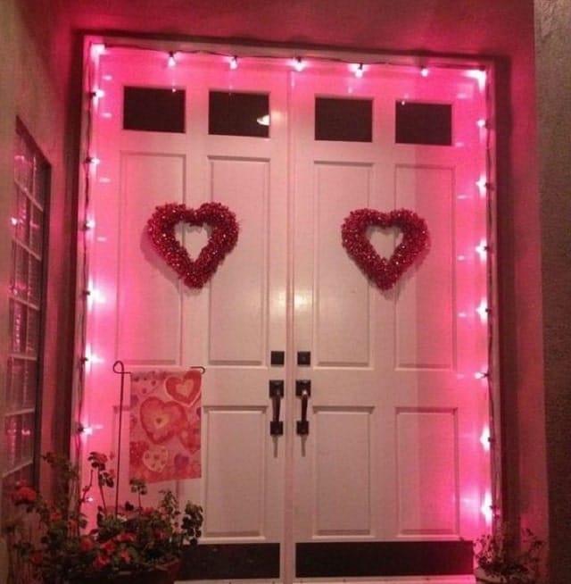 Decorate the front door for Valentine